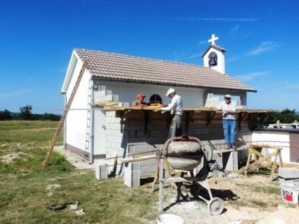 Nastavljaju se radovi na dobrićkom groblju pod Grginim gajem